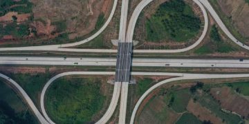 [Foto] Melihat Tol Terpanjang RI dari Udara