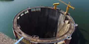 Jasa Tirta II Jajaki Potensi PLTS Terapung