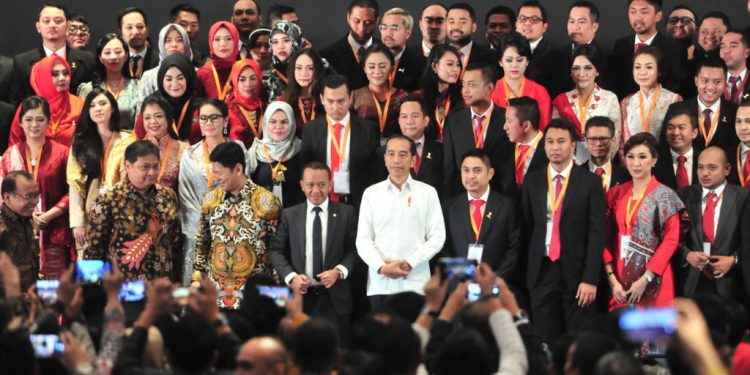 Jokowi Minta Proyek BUMN Libatkan HIPMI