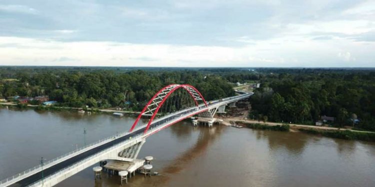 Terpanjang di Kalteng, Jembatan Tumbang Samba Segera Beroperasi
