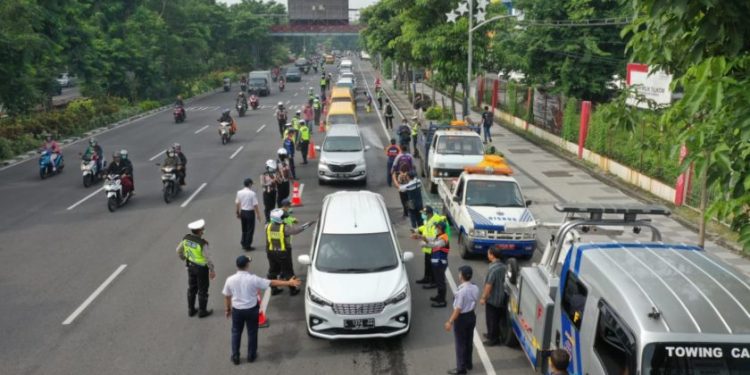 Surabaya Siap Berlakukan Jam Malam Hingga 11 Mei