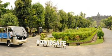 [Foto] Normal Baru di Candi Borobudur dan Ratu Boko