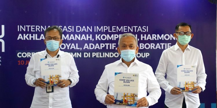 Gelar Internalisasi AKHLAK BUMN, Pelindo III Raih Rekor MURI