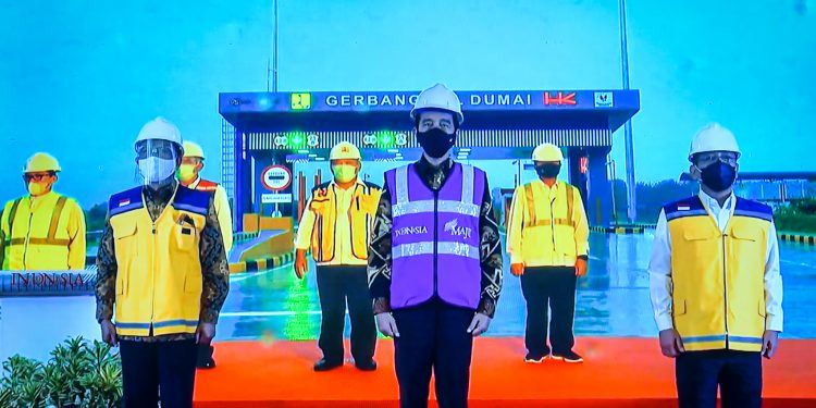 Resmikan Tol Pekanbaru-Dumai Senilai Rp12,18 Triliun, Begini Harapan Presiden