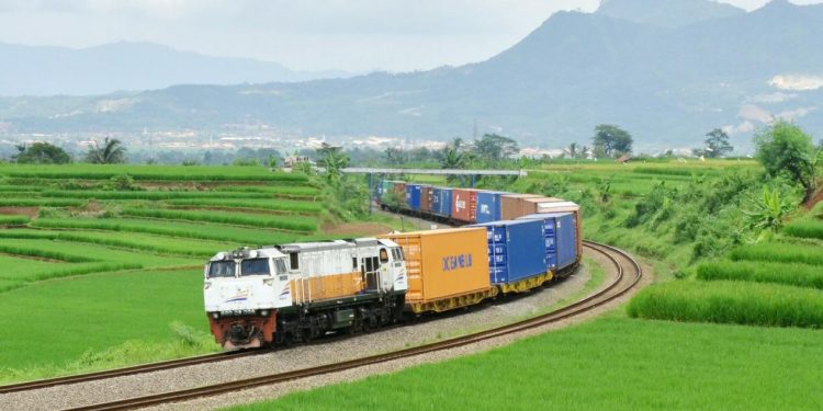Angkutan Barang Sumbang 43 Persen Pendapatan KAI