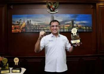 Rahmad Pribadi Dinobatkan ‘The Most Commited GRC Leader’