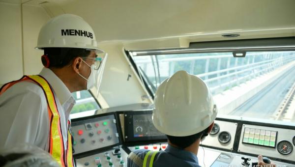 Menhub Uji Coba LRT, Bagaimana Hasilnya?