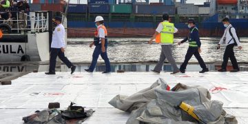 [Foto] Bagian Pesawat Sriwijaya Air SJ182