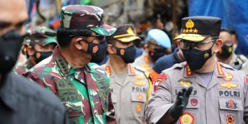Panglima TNI dan Kapolri Cek Prokes di Pasar Tanah Abang
