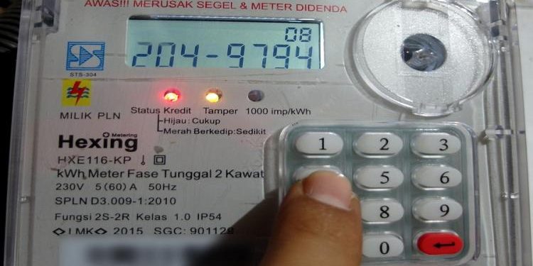 Sri Mulyani Jelaskan Soal Pajak Pulsa dan Token Listrik