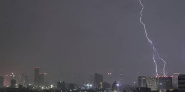 Berpotensi Banjir Lagi, Waspadai Hujan Ekstrem Malam Ini Hingga Besok