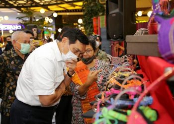 5 Menteri Borong Produk Danau Toba