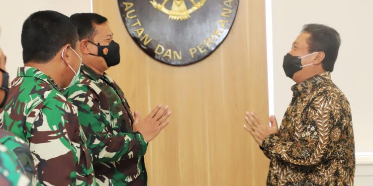 KKP Gandeng TNI AL Berantas Penyelundupan Benih Lobster
