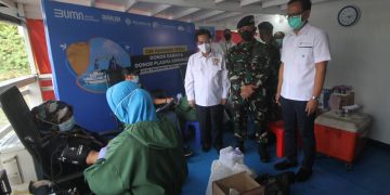Pelindo Marines Gelar Donor Darah & Plasma Konvalesen di Kapal RS Terapung Ksatria Airlangga