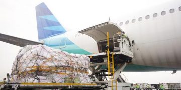 Garuda Indonesia Buka Penerbangan Kargo Surabaya-Hong Kong