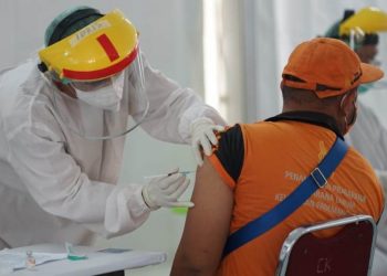 Rabu Depan, Pramugari hingga  ABK Divaksin