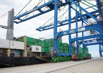 Pelindo IV Catat Arus Peti Kemas Meningkat 0,14%