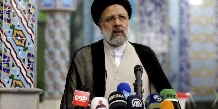 Presiden Baru Iran Ebrahim Raisi Enggan Bertemu Joe Biden