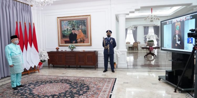 Hari Lahir Pancasila, Ma’ruf Amin Gunakan Pakaian Adat Melayu Hijau Tosca
