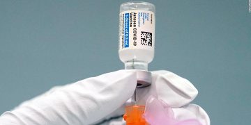 Bio Farma Siap Negosiasi Johnson & Johnson untuk Jamaah Haji