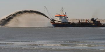 Pelindo II Datangkan Kapal Keruk dari Dubai ke Pulau Baai