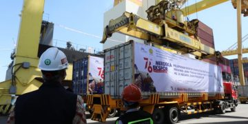 Ganjar Ajukan Pelabuhan Tanjung Emas Semarang Jadi Pelabuhan Hortikultura