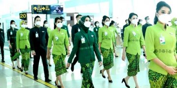 Citilink Luncurkan Seragam Baru Awak Kabin