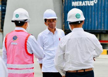 Sebelum Resmikan Merger Pelindo, Jokowi ke Wae Kelambu