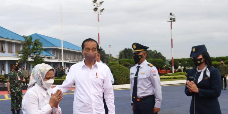 Jokowi Cek Lumbung Pangan di Jawa Tengah