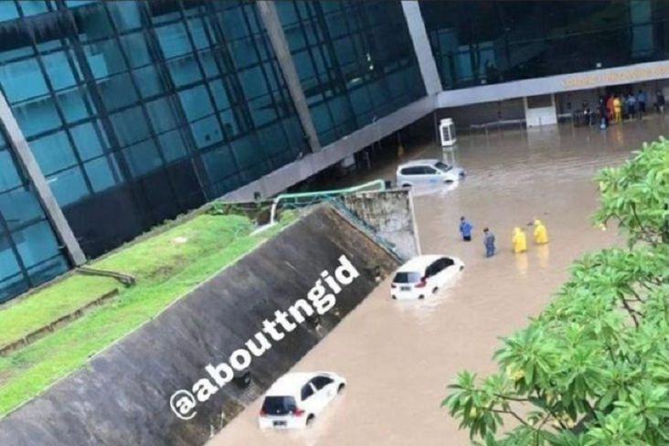 Terminal 3 Bandara Soekarno-Hatta Banjir - Aspek.id