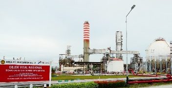 Kilang Pertamina Balikpapan Terbakar, 1 Tewas