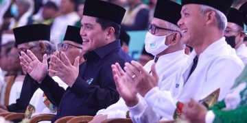 Duduk di Antara Ganjar dan Erick, Rais Aam PBNU: Panitia Porseni Top Markotop