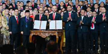 Jokowi Puji Ketum HIPMI Bisa Atasi Konflik