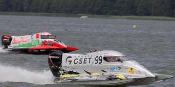 F1Powerboat di Danau Toba Siap 100%