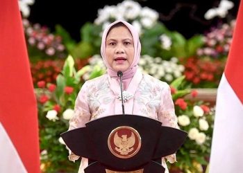 Istri Jokowi Dapat Gelar Bintang  Adipradana