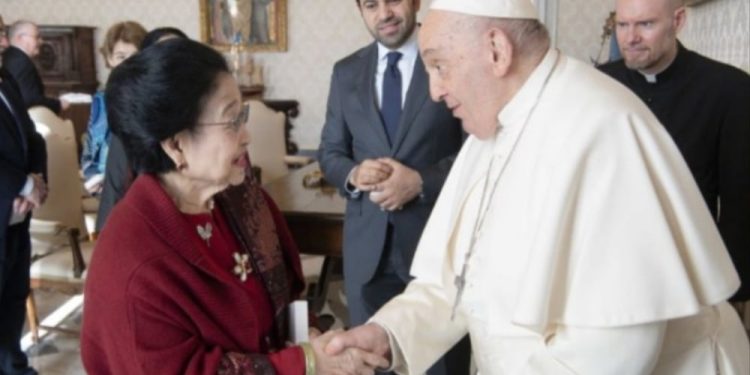 Megawati Bertemu Paus Fransiskus, Ini yang Dibahas