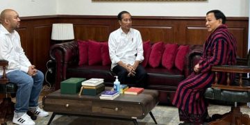 Prabowo Operasi Cidera Kaki Akibat 2 Kali Kecelakaan Terjun Payung Saat Bertugas