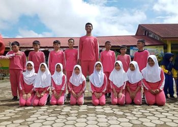 Bocah SD Setinggi 2 Meter Jadi Atlet Basket