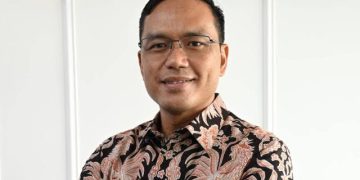 Pengangkatan Simon Aloysius Mantiri & Fuad Bawazier Berdasarkan Rekam Jejak