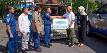 Perkuat Kepedulian, Pelindo Marine Bagikan Hewan Kurban untuk Masyarakat di 7 Pelabuhan Besar