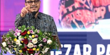 Ajak Mahasiswa Kuasai Teknologi, Wamen Nezar: Jangan Bolos Kuliah