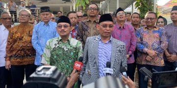 Usai Dicopot dari Dekan FK, Rektor Unair Kembali  Angkat Prof Bus