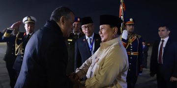 Presiden Prabowo Mendarat di Kairo, Awali Kunjungan Strategis ke Timur Tengah