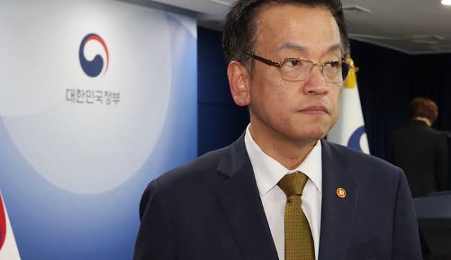 Menteri Keuangan Jadi Presiden Sementara Korea Selatan