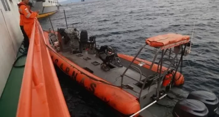 Kapal Basarnas Ternate Meledak saat Evakuasi Nelayan