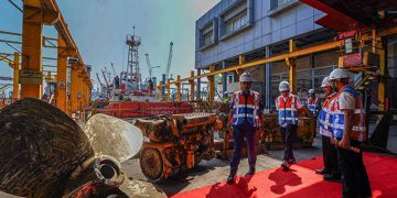 Tingkatkan SDM Maritim, Pelindo Marine Hibahkan Mesin Kapal