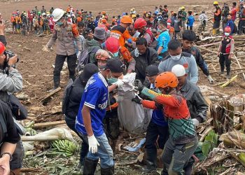 Longsor Cisarua Bandung Barat: 48 Korban Meninggal, 80 Masih Dicari