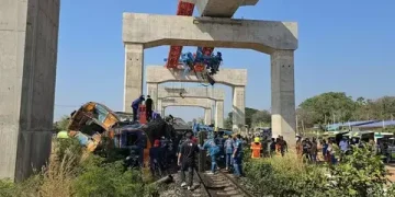 Kereta dari Bangkok Tabrak Derek Proyek, 22 Orang Tewas