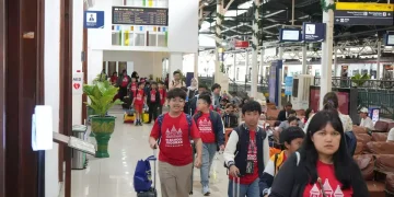 Tak Cuma Tepat Waktu, DPR Minta Layanan Gerbong Kereta Lebih Manusiawi