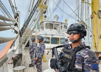 TNI AL Siapkan 500 Pelaut untuk Awak Kapal Induk Garibaldi